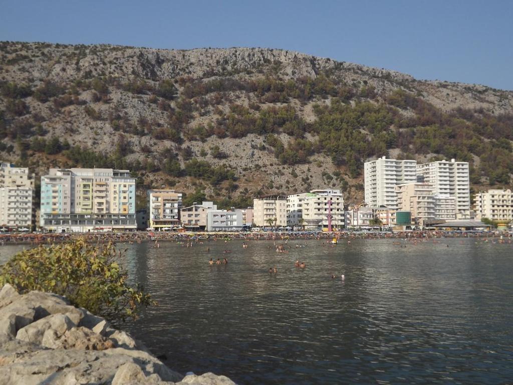 Hotel Mario, Shëngjin Exterior foto